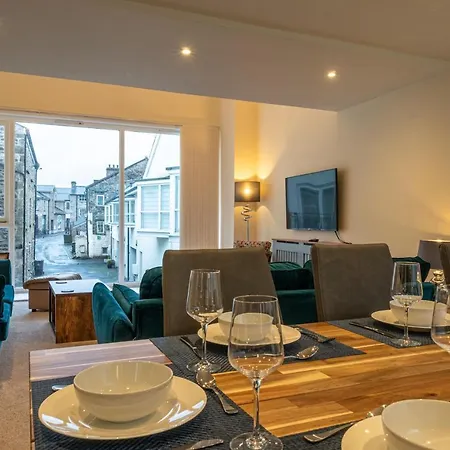 Ferienhaus The Warren - Town Centre, With Parking Kendal